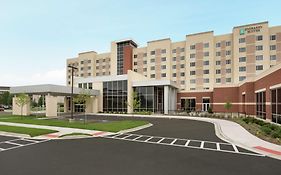 Embassy Suites By Hilton Chicago Naperville